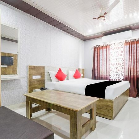 Capital O 63158 Hotel Om Sai Ram Chhatarpur Esterno foto